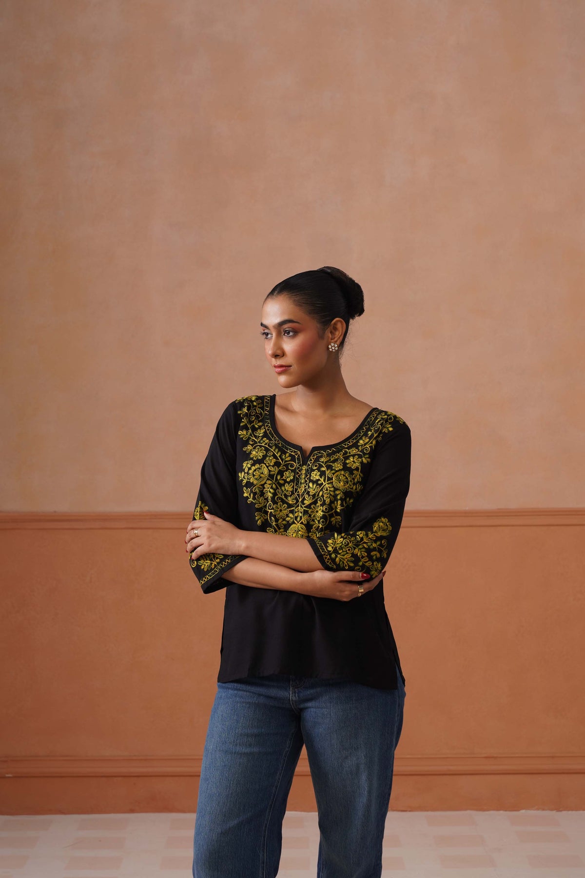 Noor Black Floral Embroidery Short Kurta