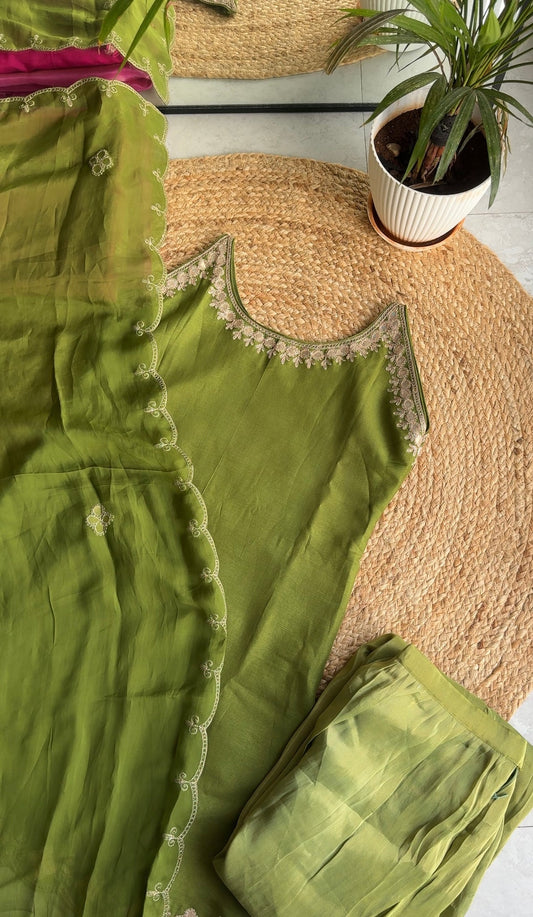 HalterGreen neck short kurta with pants