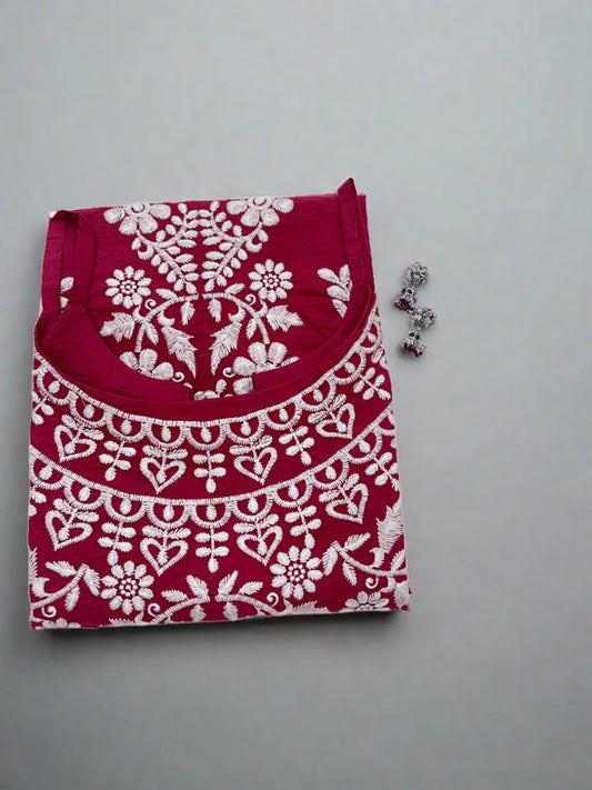 “NAZAKAT women’s magenta ethnic cotton kurti – close-up design”