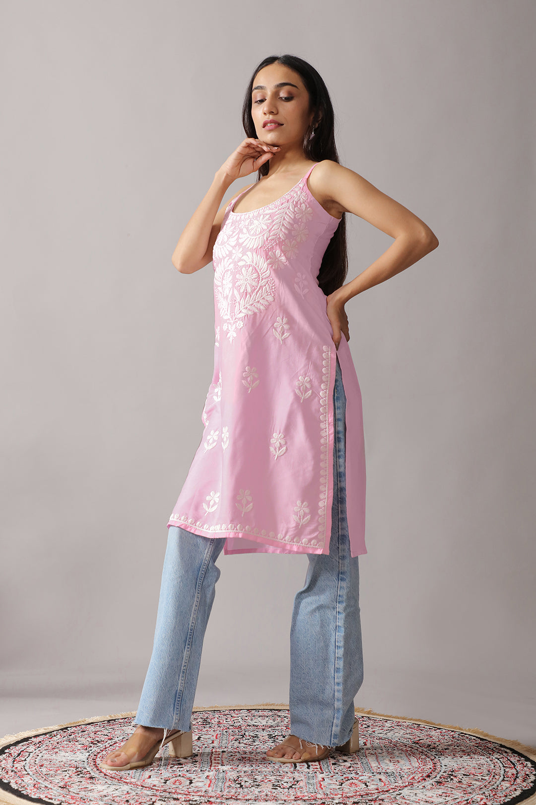 Kalindi Baby Pink Sleeveless Straight Kurta