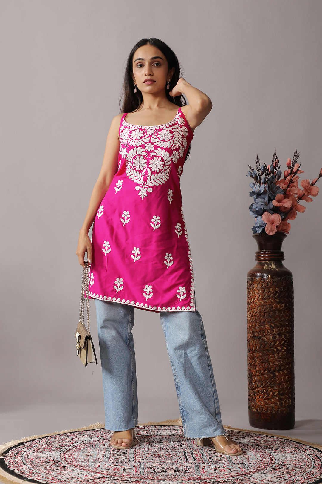 Kalindi Magenta Pink Sleeveless Straight Kurta