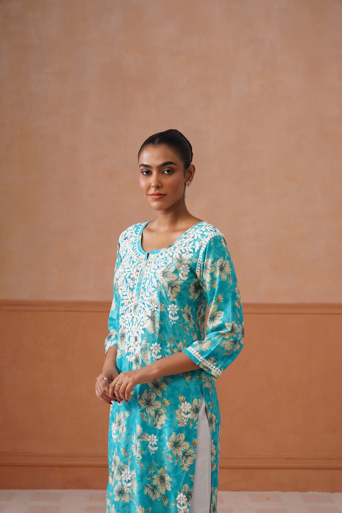 Reetika Blue Floral Chikankari Embroidery Kurta