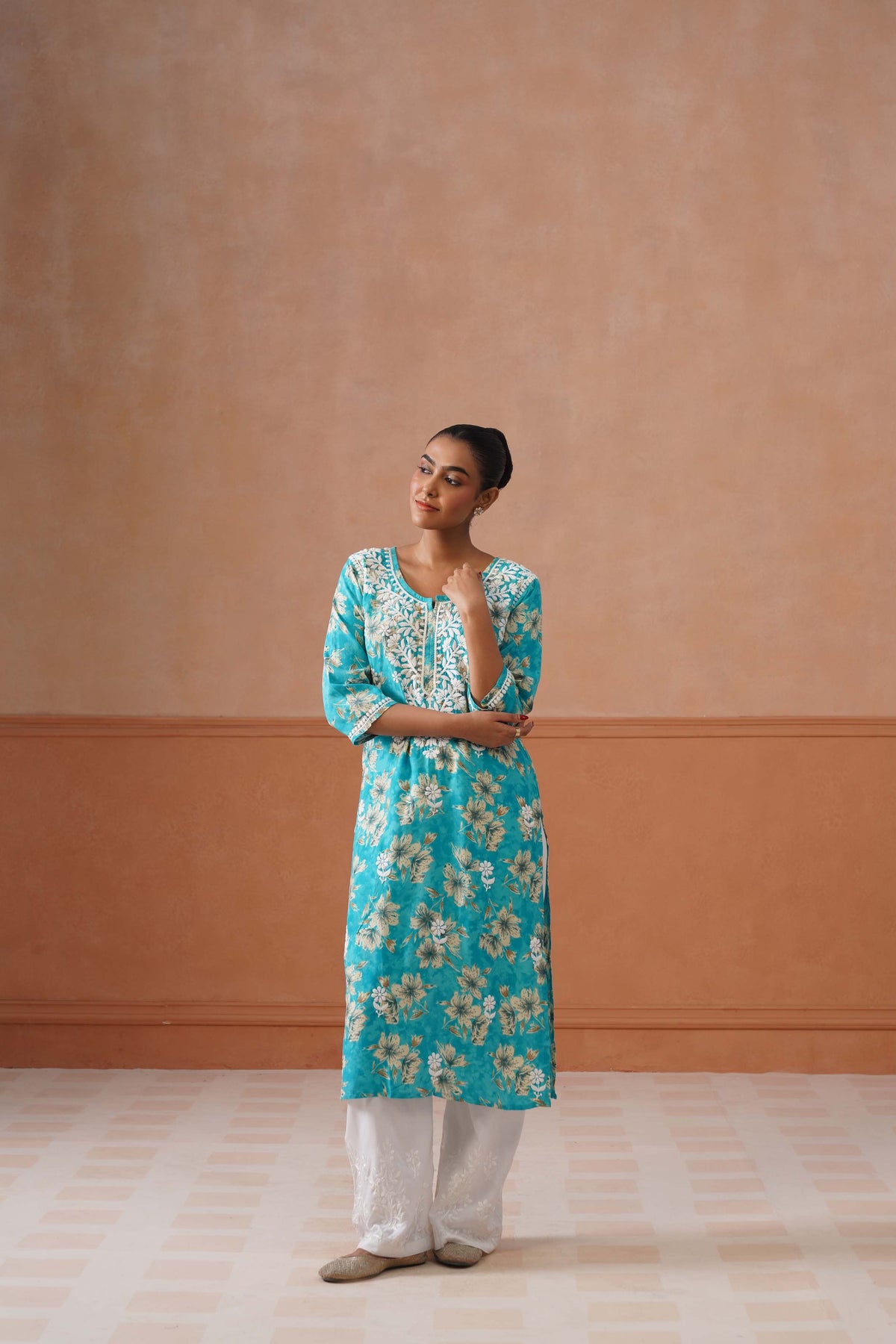 Reetika Blue Floral Chikankari Embroidery Kurta
