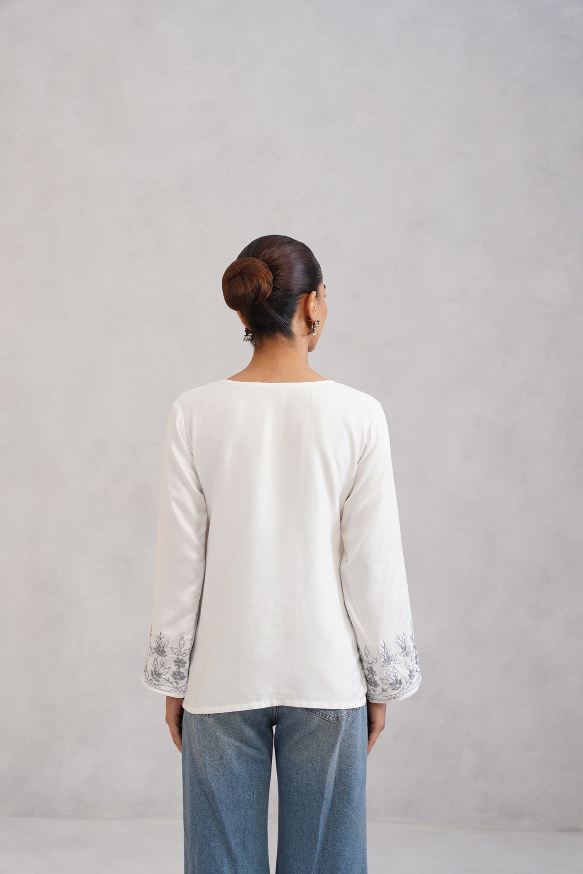 Nuresa White Floral Embroidered Top
