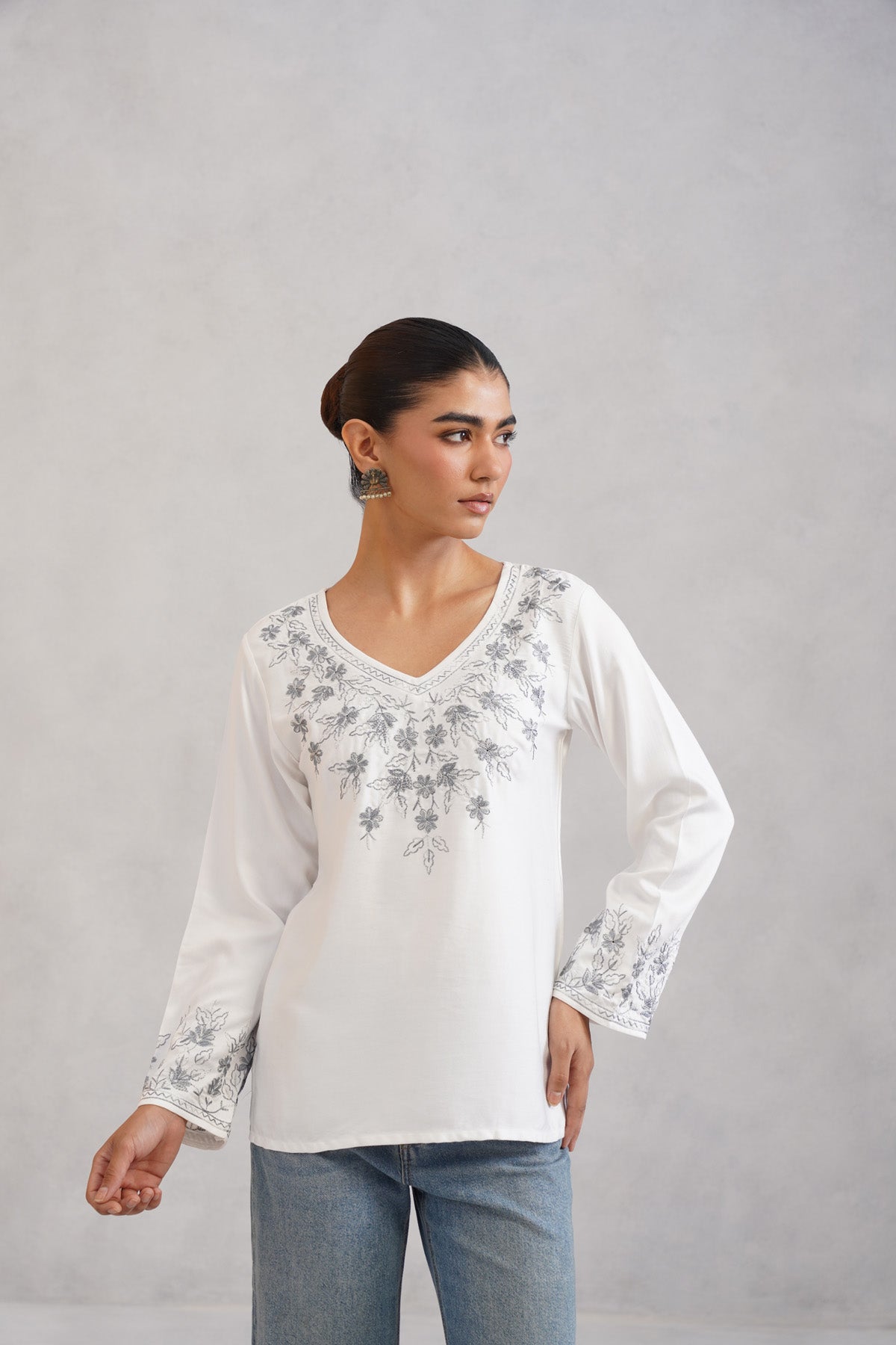 Nuresa White Floral Embroidered Top