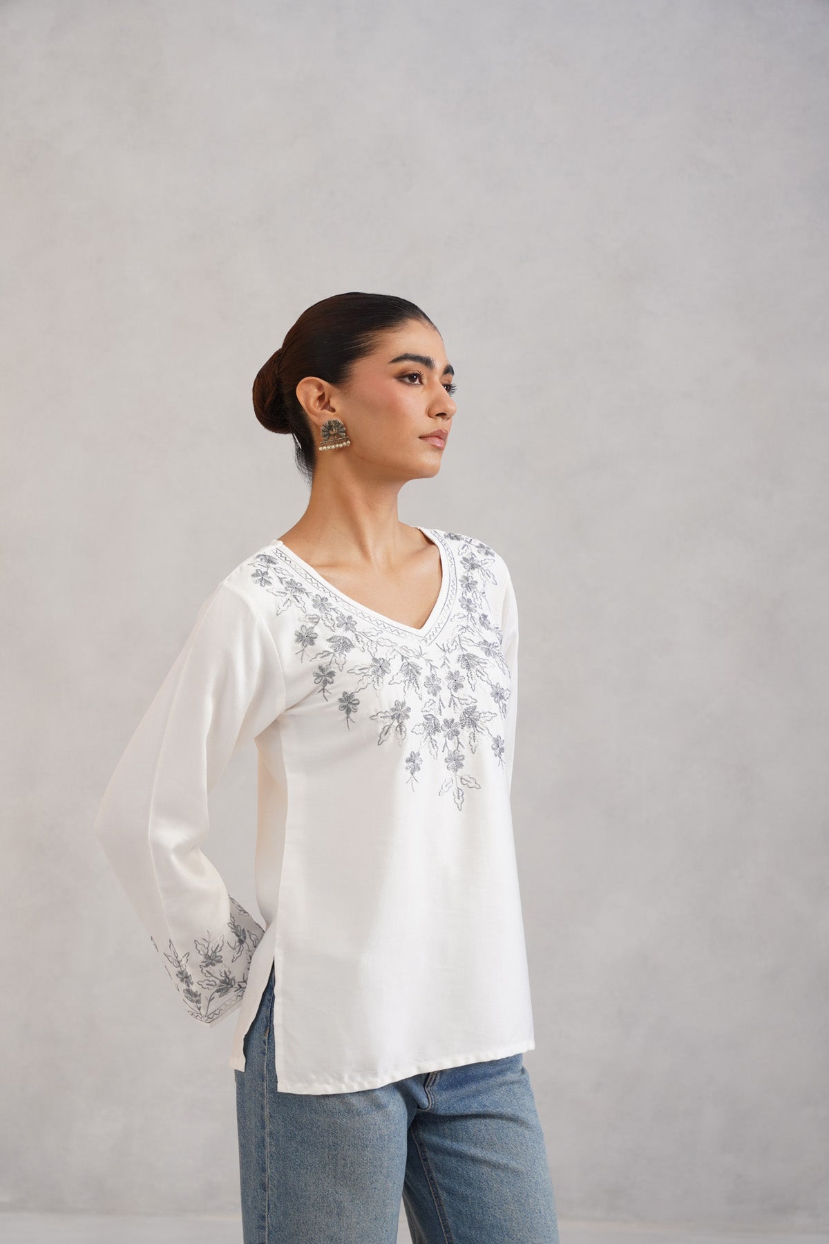 Nuresa White Floral Embroidered Top