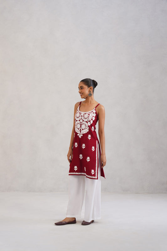 Kalindi Maroon Embroidered Sleeveless Straight Kurta