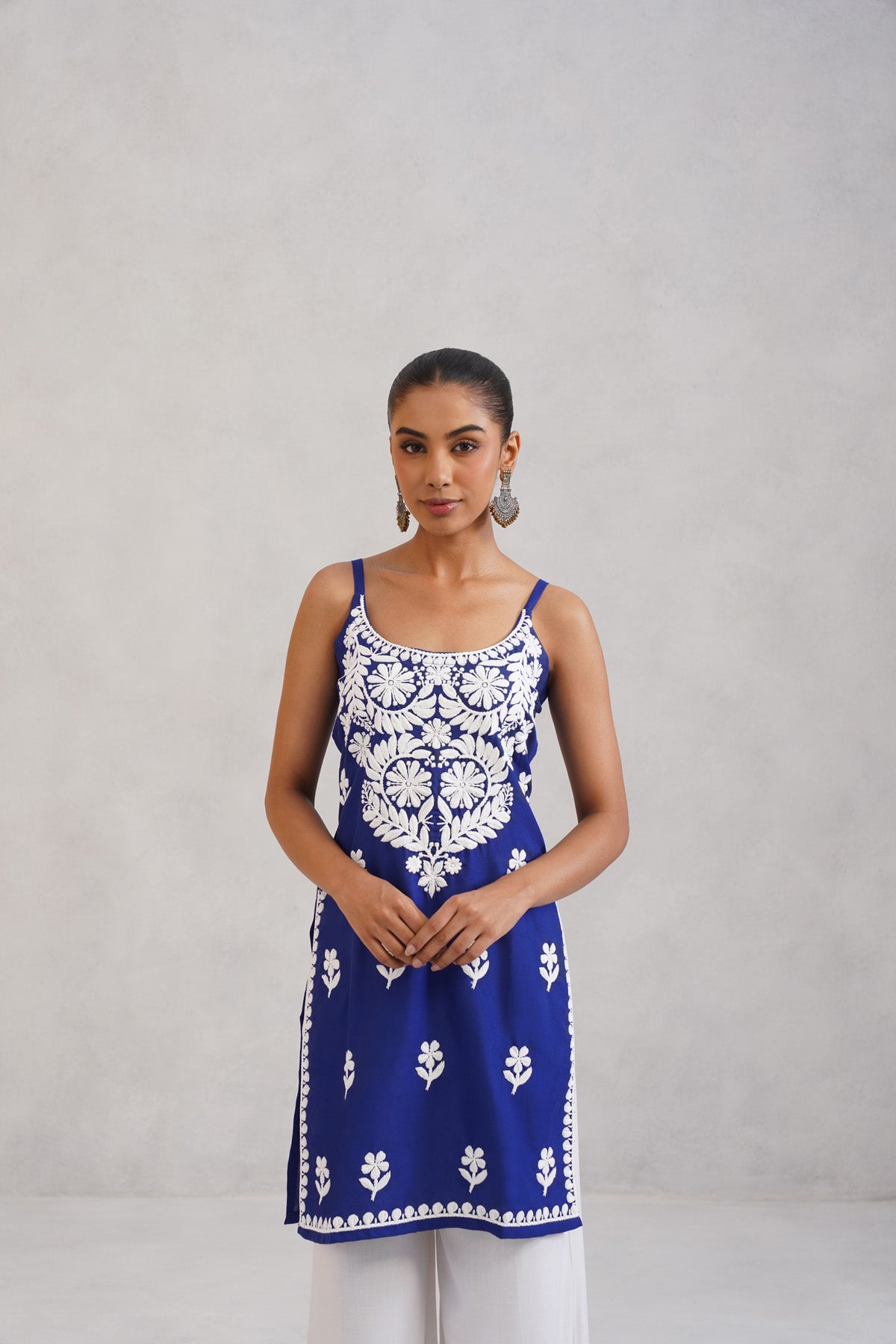Kalindi Royal Blue Embroidered Sleeveless Straight Kurta