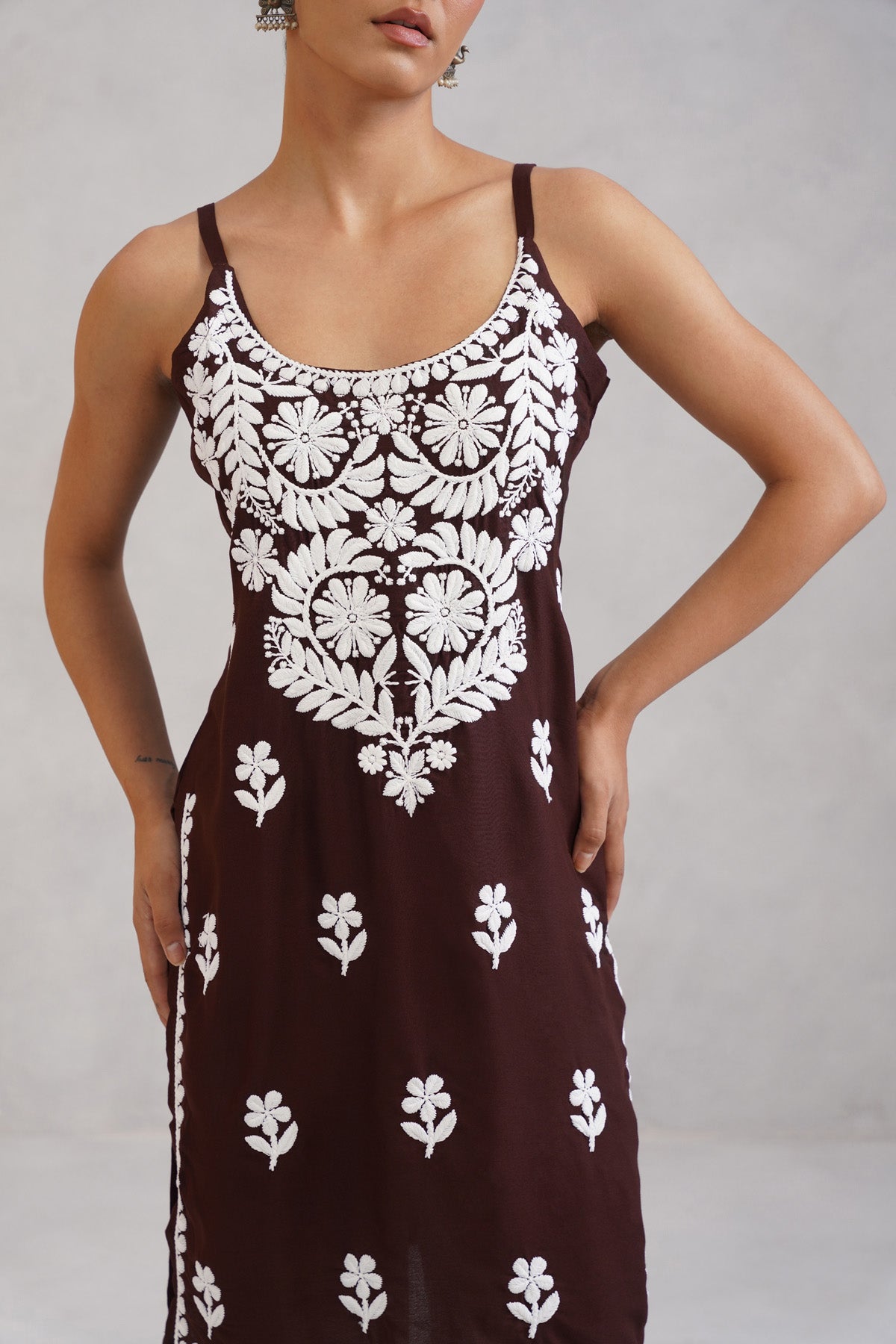 Kalindi Choco Brown Embroidered Sleeveless Straight Kurta