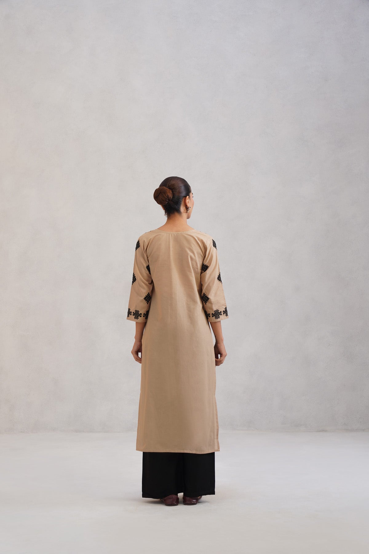 Dua Beige Embroidered Straight Long Kurta