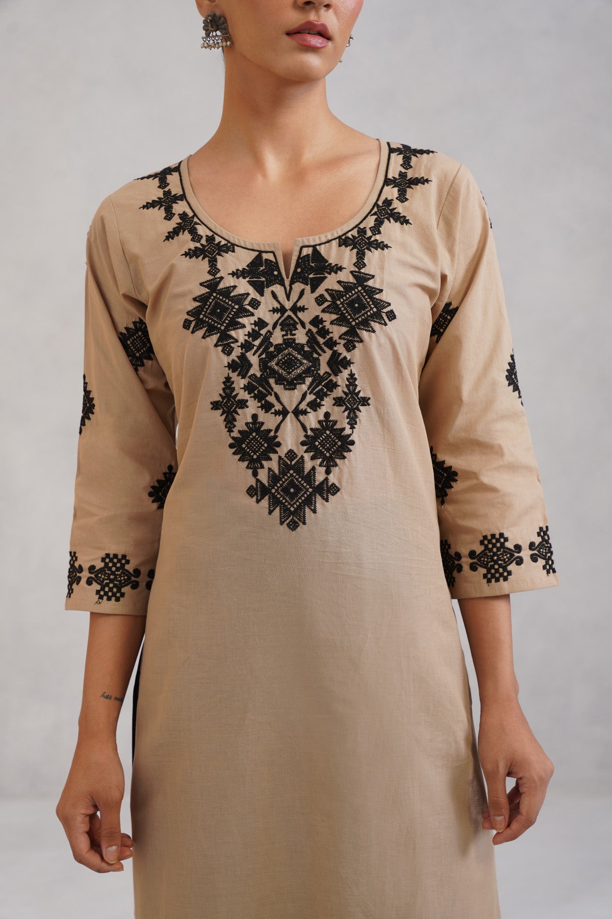 Dua Beige Embroidered Straight Long Kurta