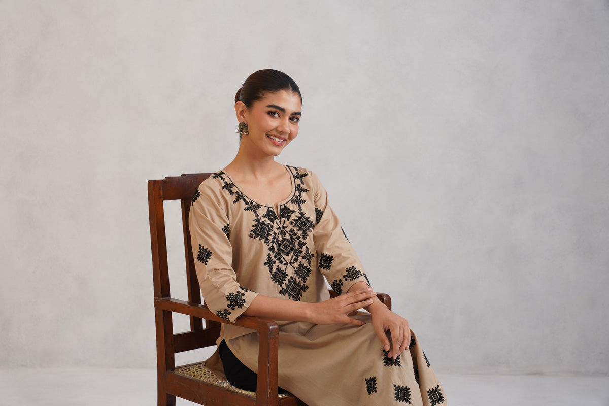 Dua Beige Embroidered Straight Long Kurta