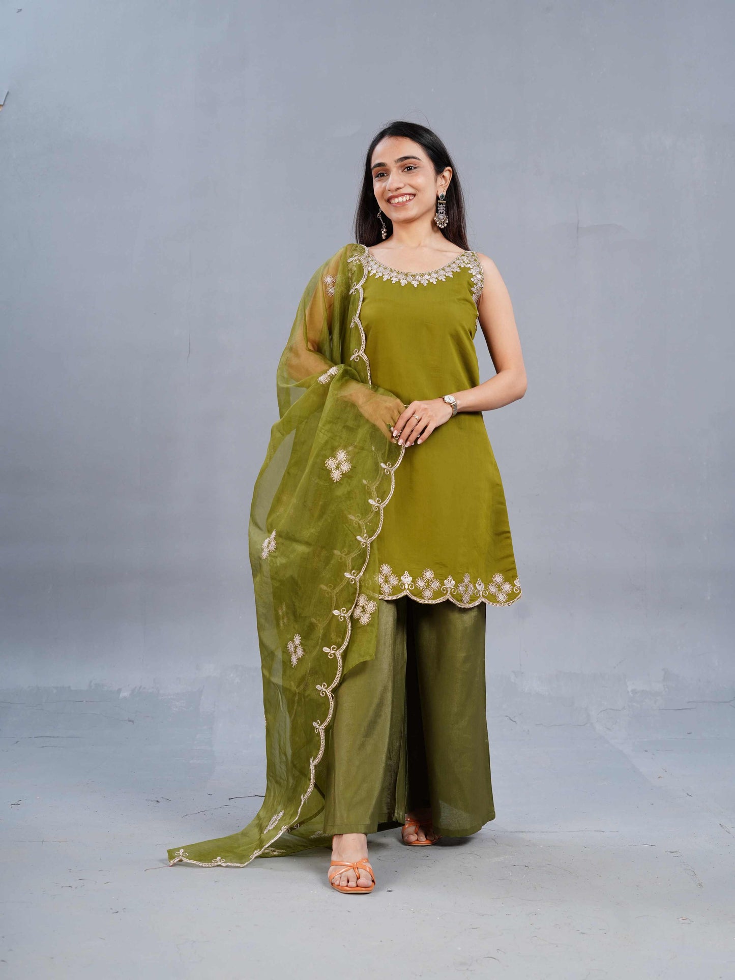 Halter Green neck short kurta with pants