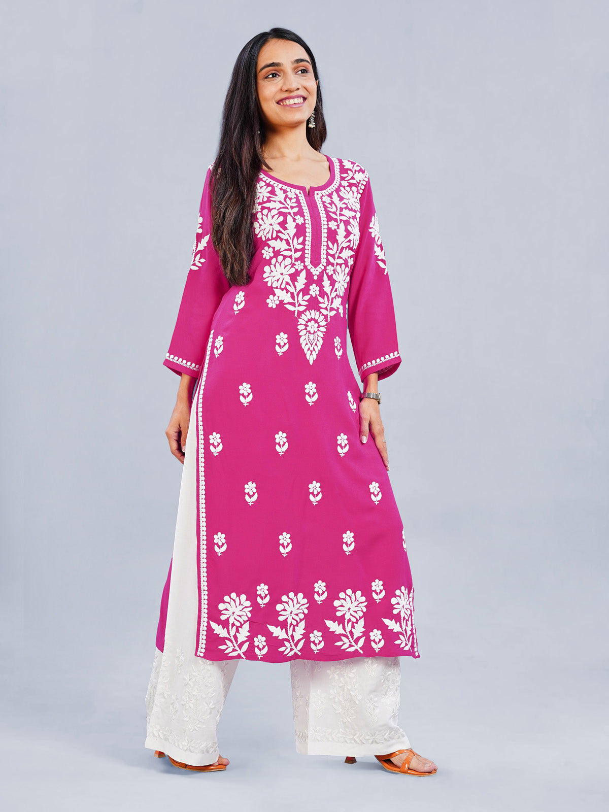 Inaya Pink Floral Embroidered Straight Kurta