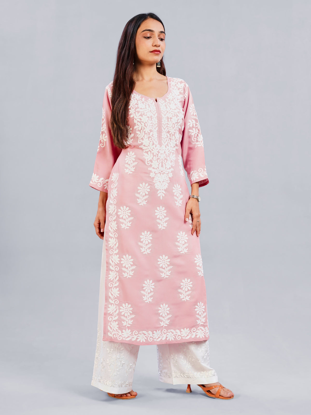 Nayra Blush Pink Floral Embroidered Kurta Set
