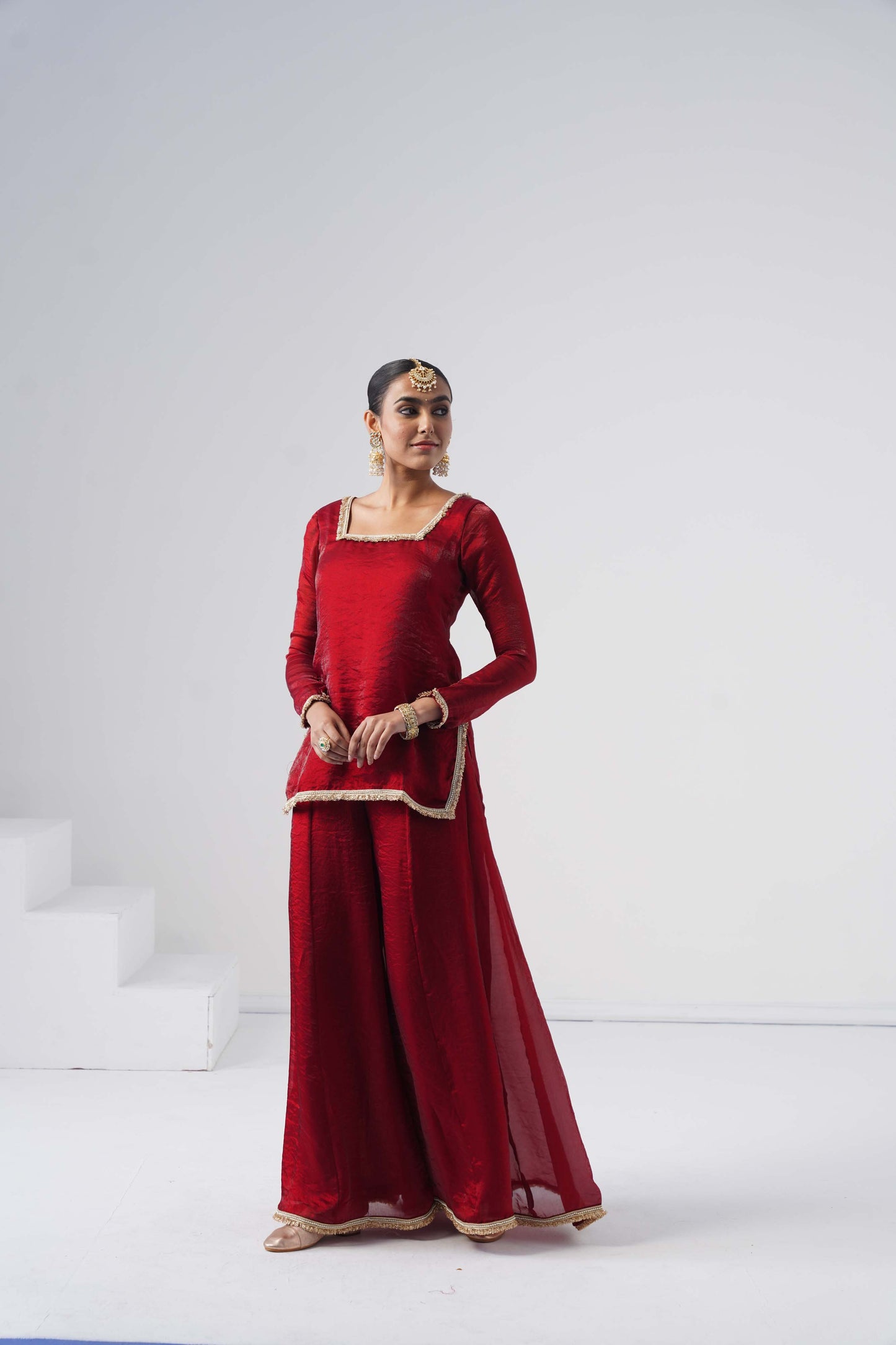 Saanjh Maroon Sarara Set