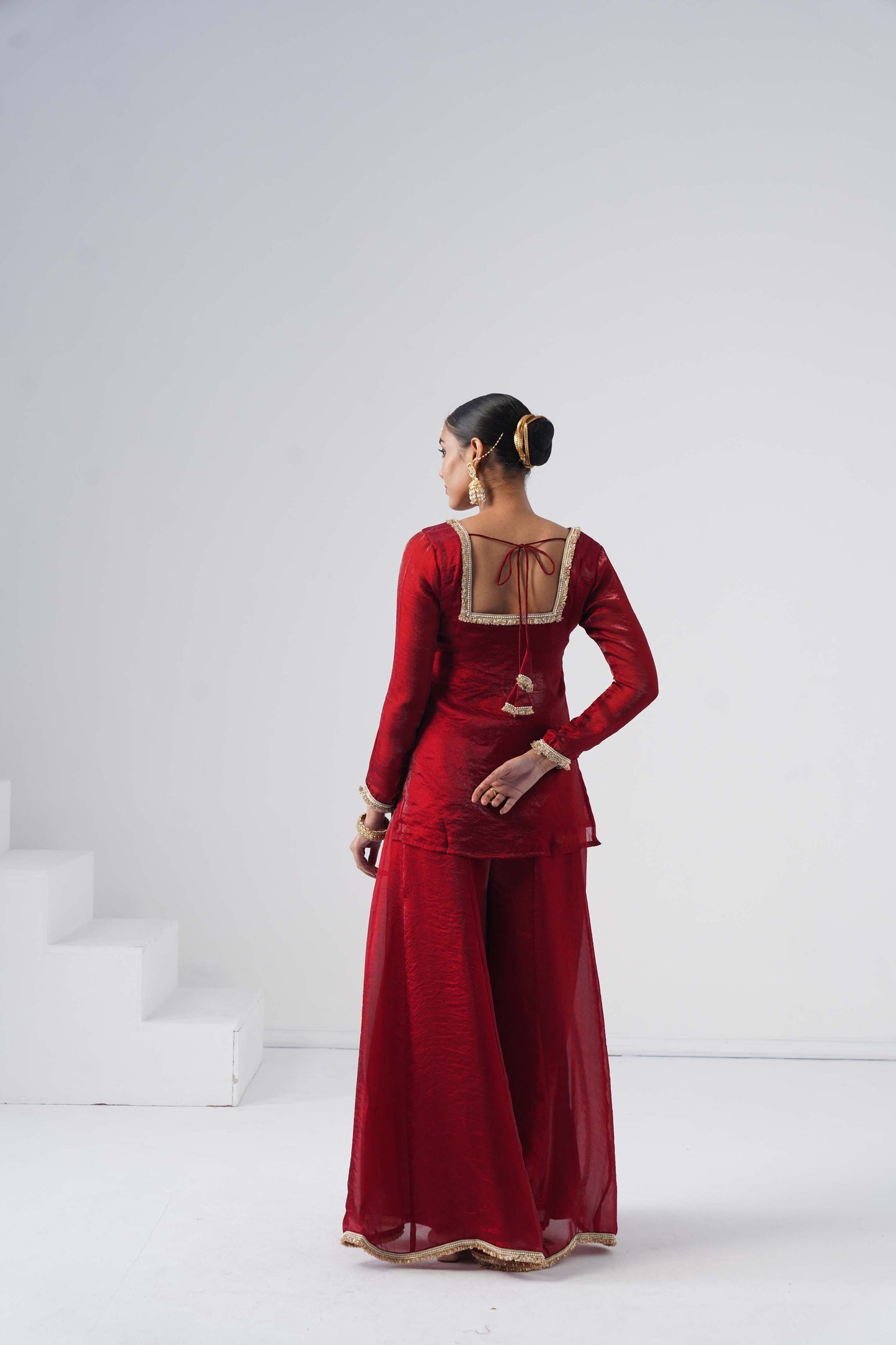 Saanjh Maroon Sarara Set