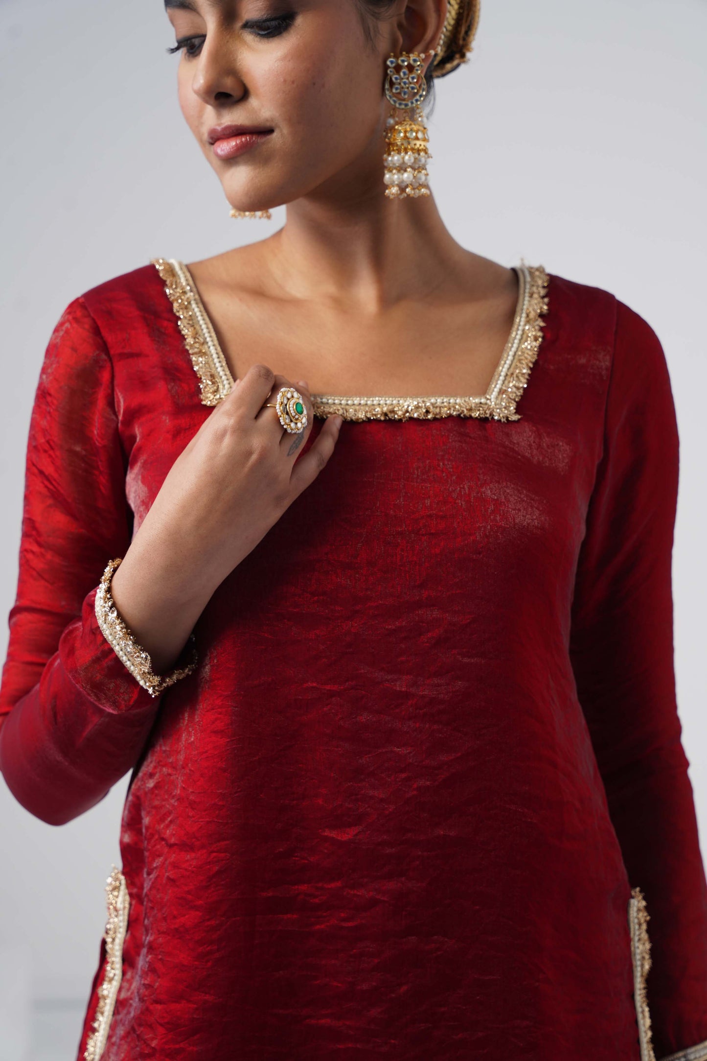 Saanjh Maroon Sarara Set