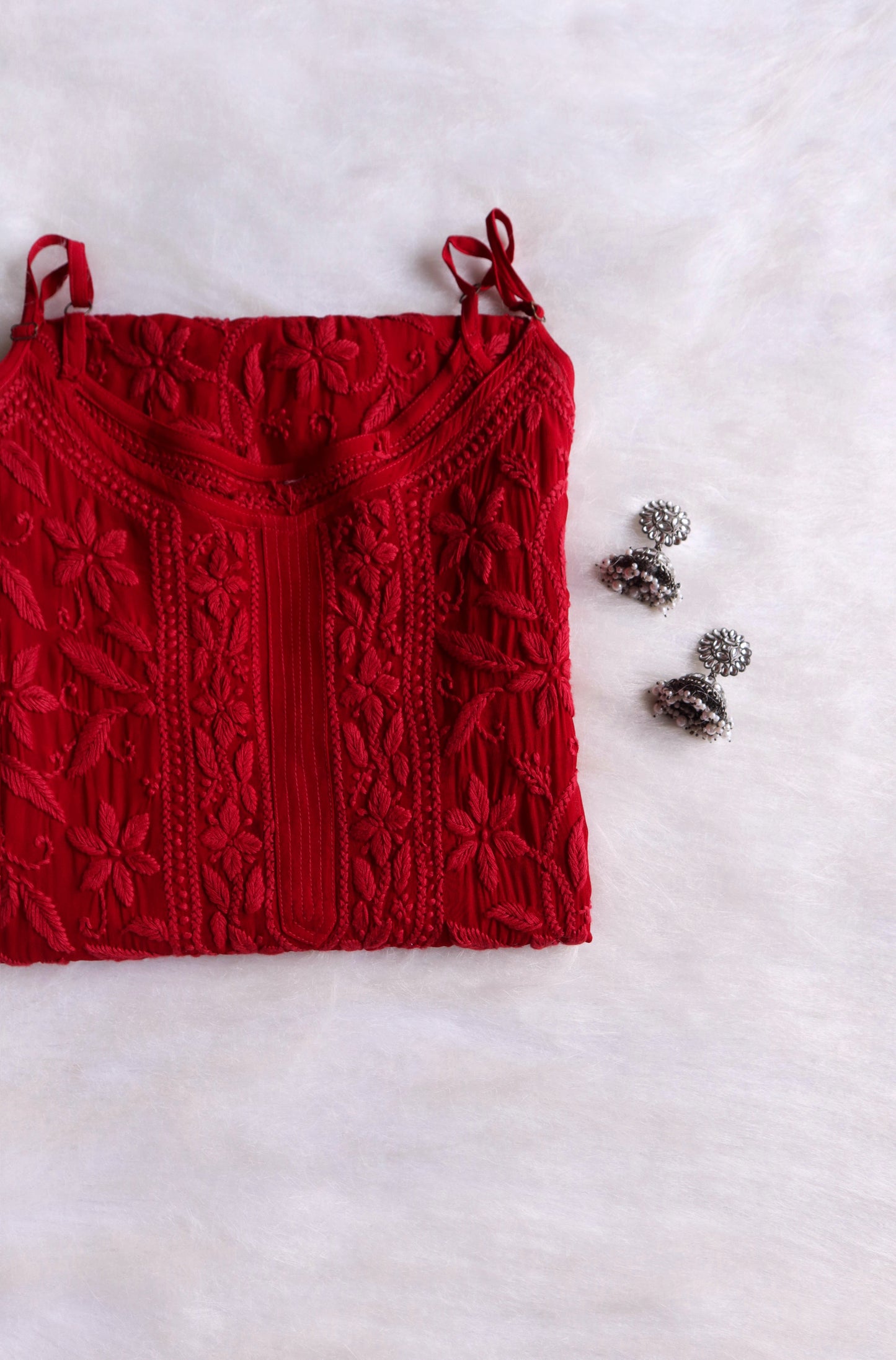 Maroon sleeveless viscose kurta with strappy design