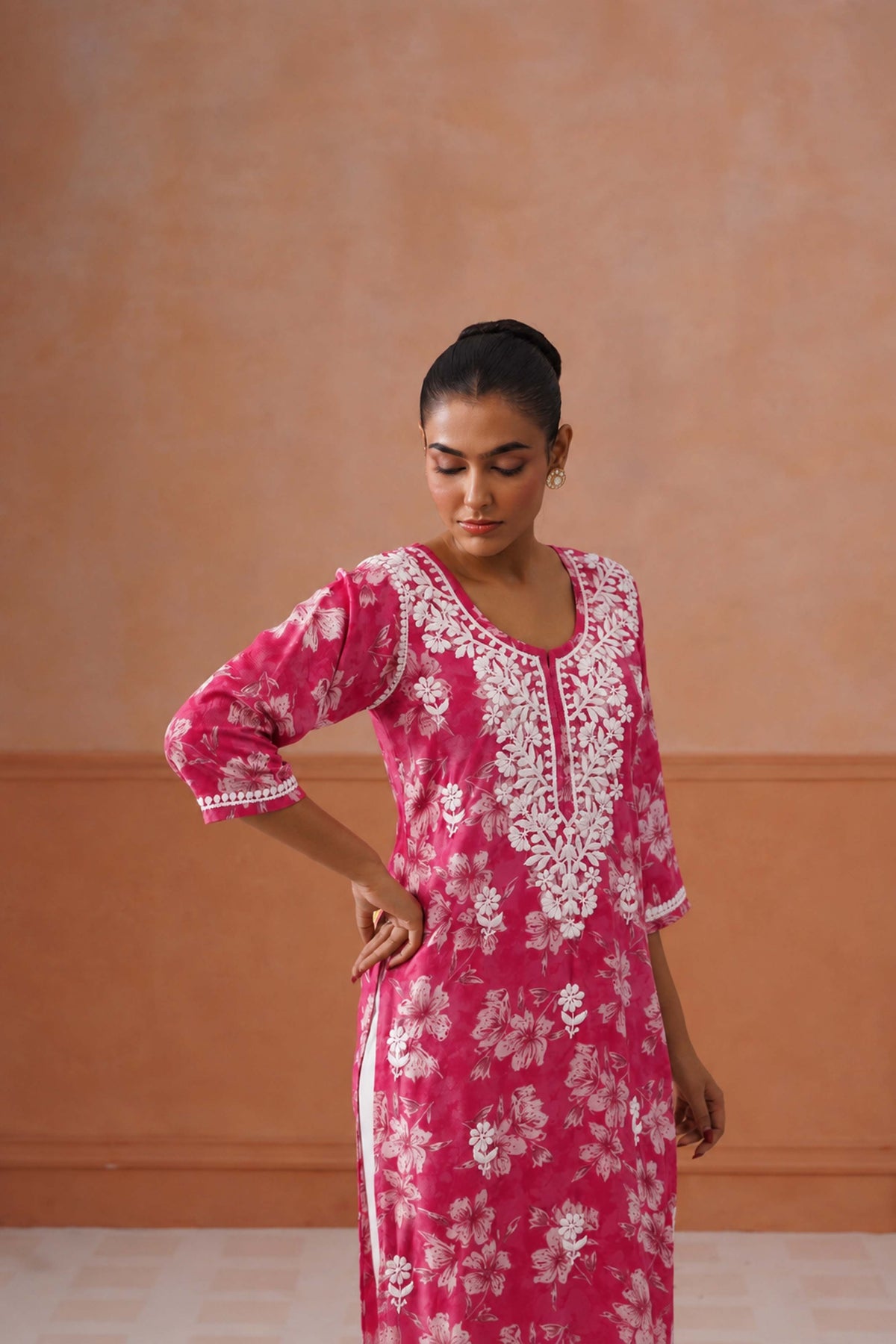 Reetika Pink Floral Chikankari Embroidery Kurta