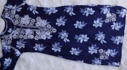 Mehnoor Navy Blue Floral Long Muslin kurta